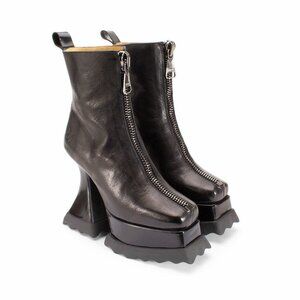 John Fluevog Munster Max Petunia W9